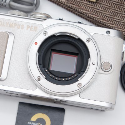 Olympus EPL8