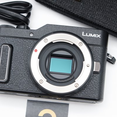 Lumix GF10