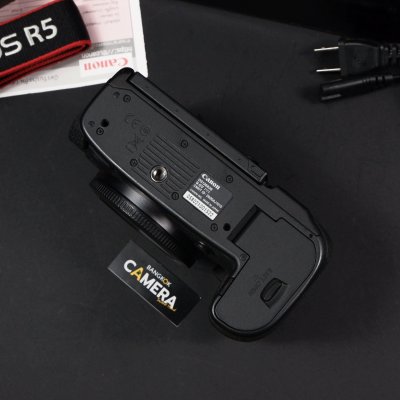 Canon EOS R5 Body
