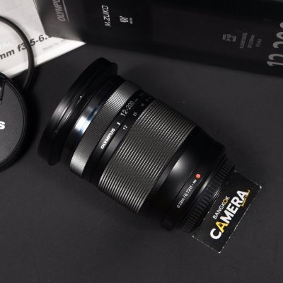 Zuiko 12-200mm F3.5-6.3