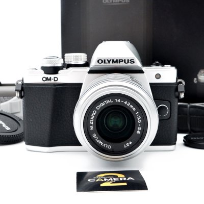 Olympus EM10 II