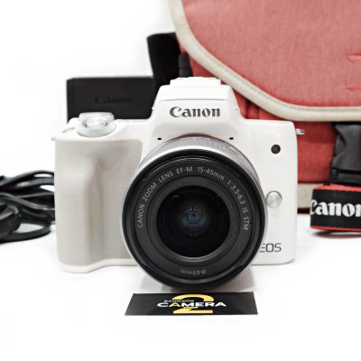 Canon EOS M50