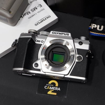 Olympus EM5III