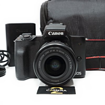 Canon EOS M50