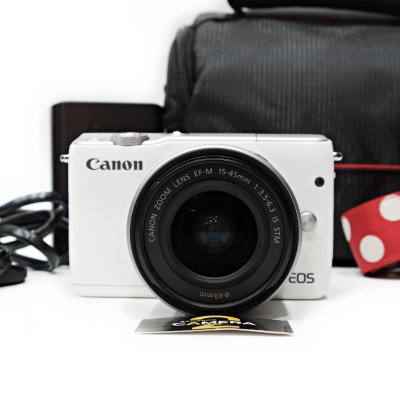Canon EOS M10