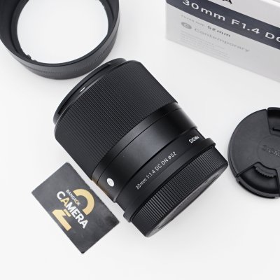 Sigma 30mm F1.4 DC DN