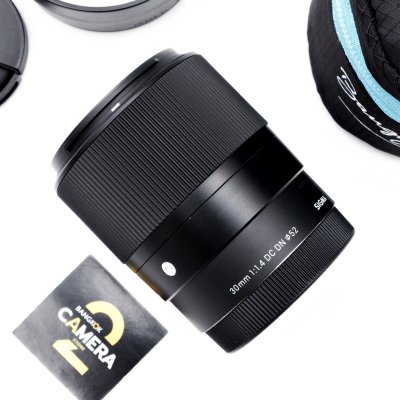 SIGMA 30mm F1.4 DC DN