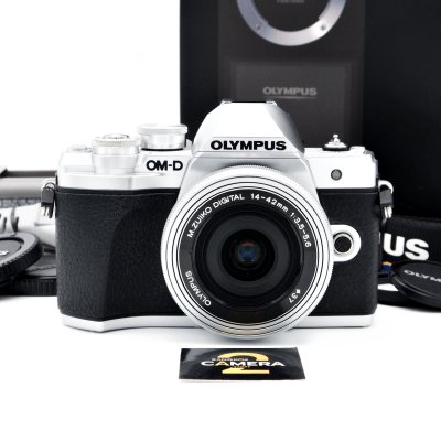 Olympus E-M10 III