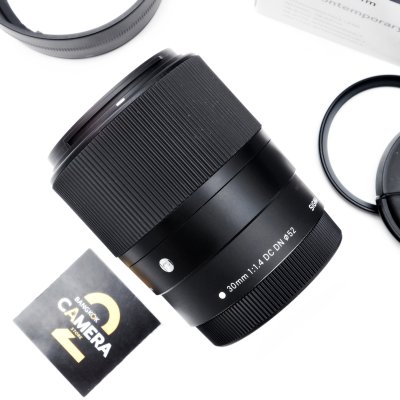 Sigma 30mm F1.4 DC DN