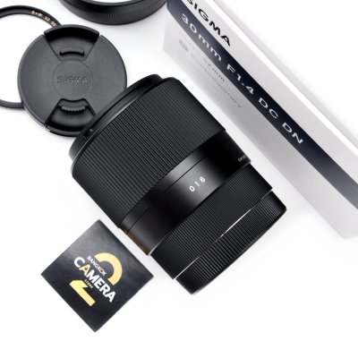 Sigma 30mm F1.4 DC DN