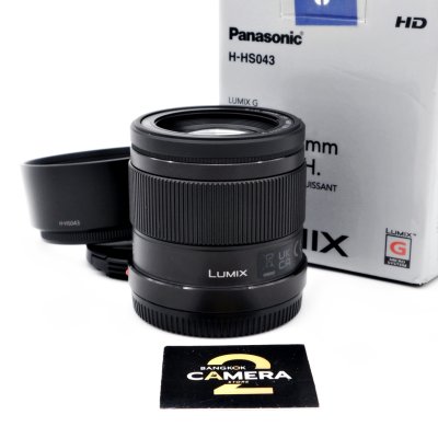 Lumix 42.5mm F1.7