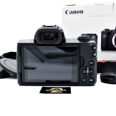 Canon EOS M50