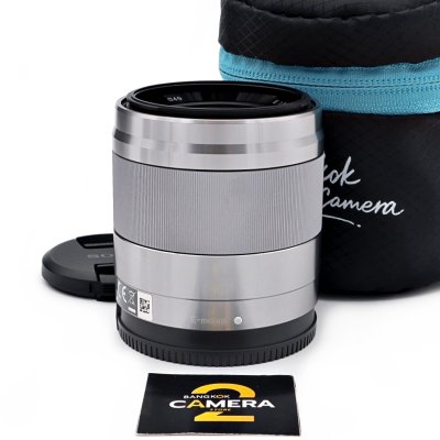 E50mm F1.8 OSS