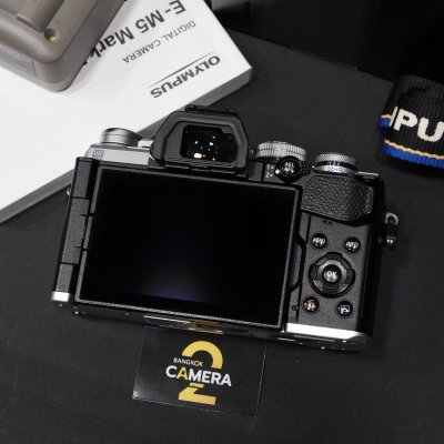 Olympus EM5III