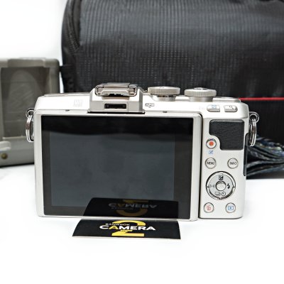Olympus EPL7