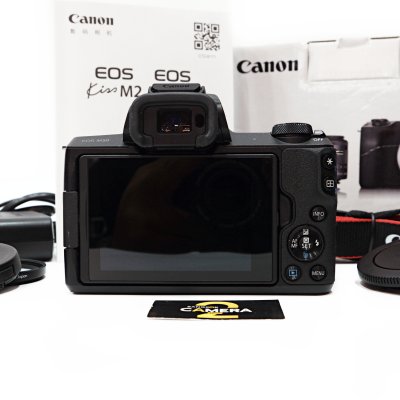Canon EOS M50