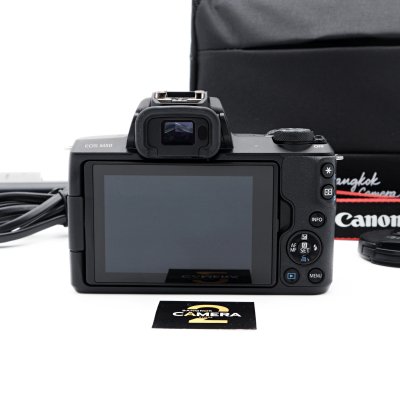 Canon EOS M50