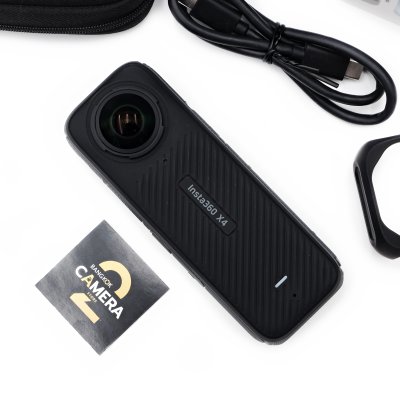 Insta360 X4