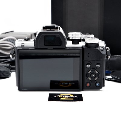 Olympus EM10 II