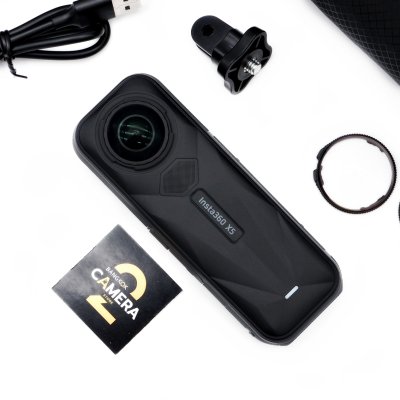 Insta360 X5