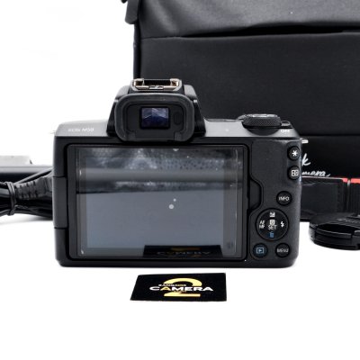 Canon EOS M50