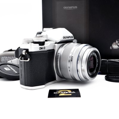 Olympus EM10 II