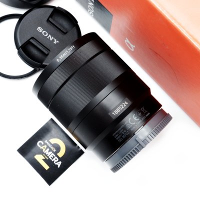 E16-70mm F4 ZA
