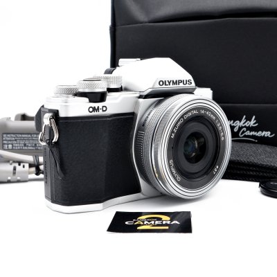 Olympus EM10 II