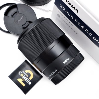 Sigma 30mm F1.4 DC DN