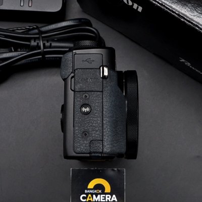 Canon G7X II
