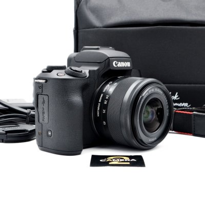 Canon EOS M50