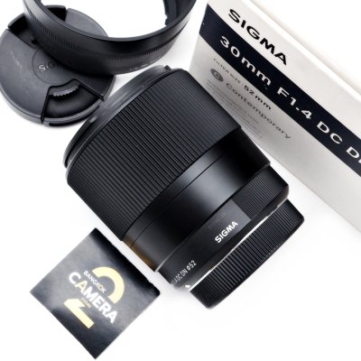 Sigma 30mm F1.4 DC DN