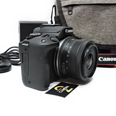 Canon EOS R50