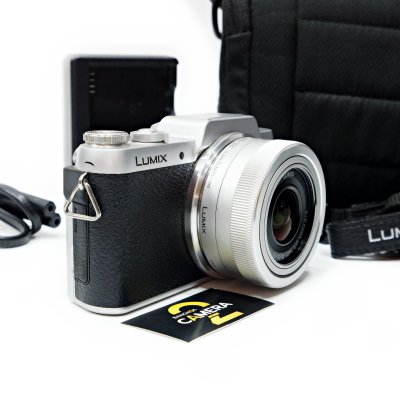 Lumix GF8