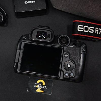 Canon EOS R7 body