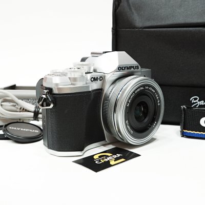 Olympus EM10 mark III