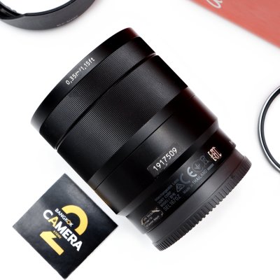 E16-70mm F4 ZA