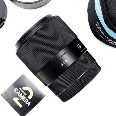 SIGMA 30mm F1.4 DC DN