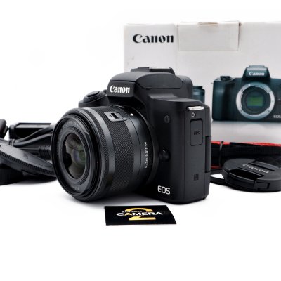 Canon EOS M50