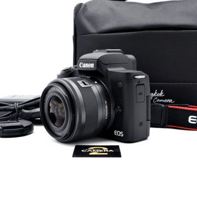 Canon EOS M50
