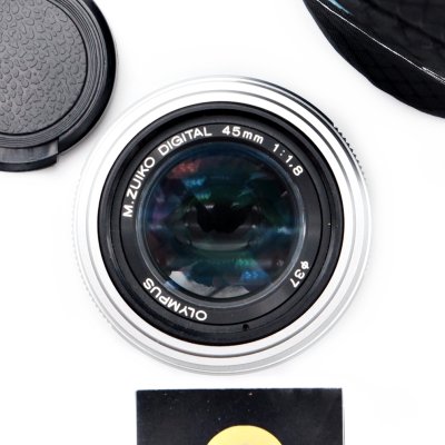 Zuiko 45mm F1.8