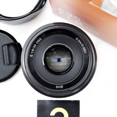 E35mm F1.8 OSS