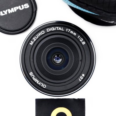 Zuiko 17mm F2.8