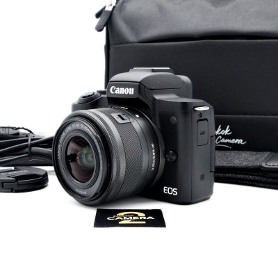 Canon EOS M50