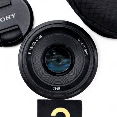 E35mm F1.8 OSS
