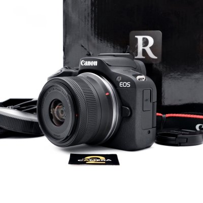Canon EOS R50