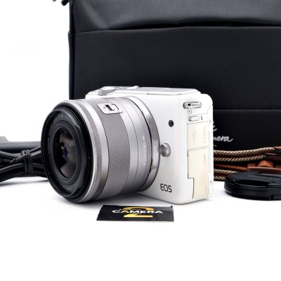 Canon EOS M10