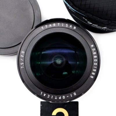TTARTISANS 7.5mm F2