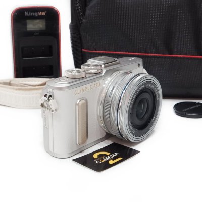 Olympus  EPL8