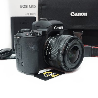 EOS M50